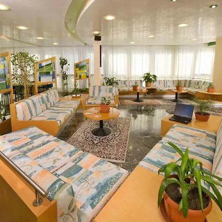 Nember Hotel 3*