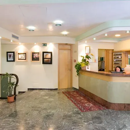 Nember Hotel 3*